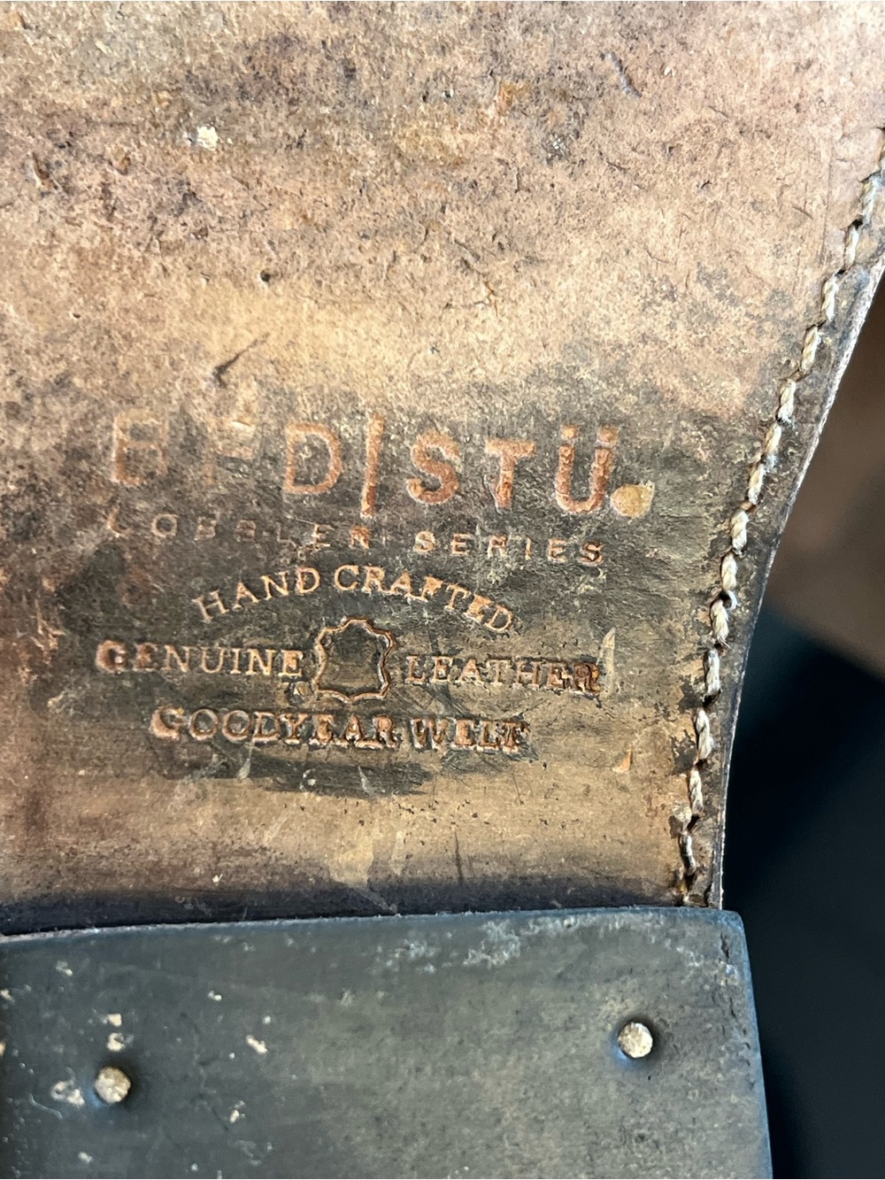 Bed Stu Brown Leather Handcrafted Stamp Detail - Picture 6 of 7